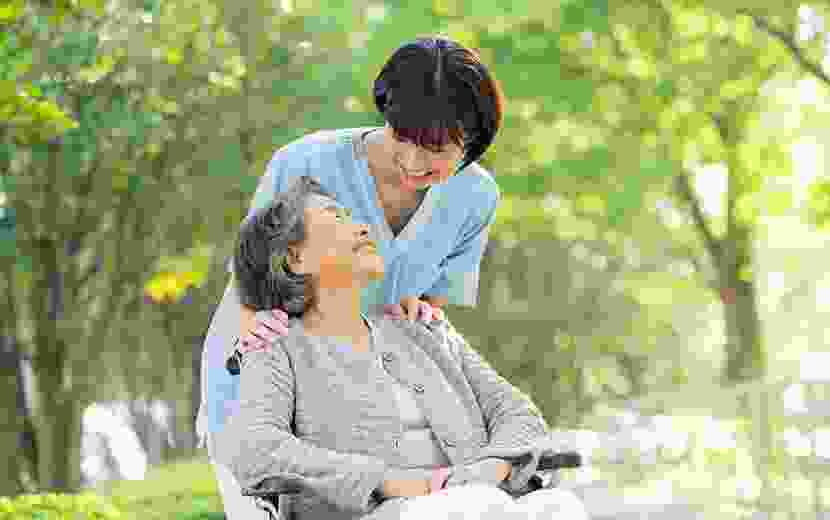 handsofhopecompanioncare.com